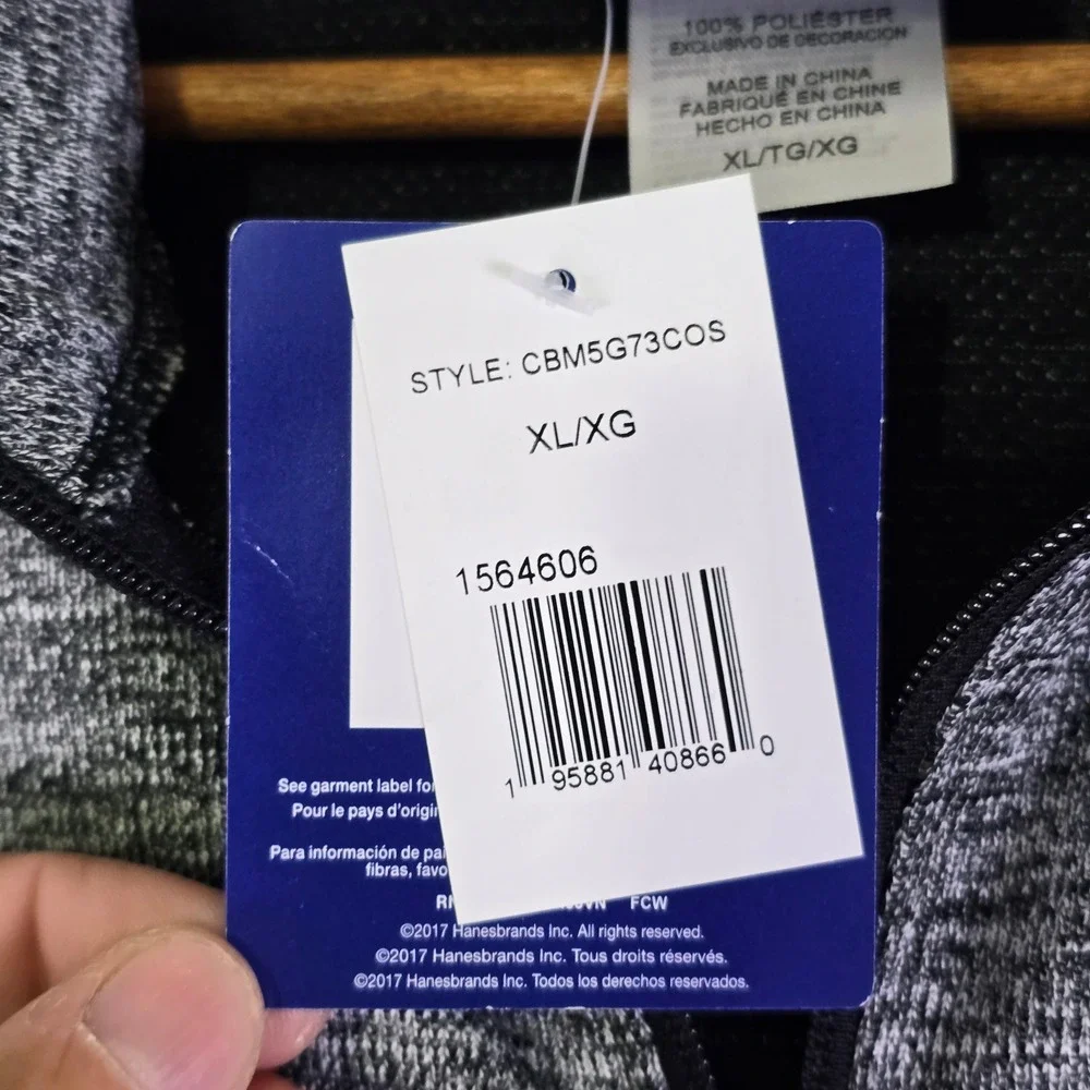 NWT Wichita State Shockers Quarter Zip Pullover Mens XL Gray Knit Champion NEW